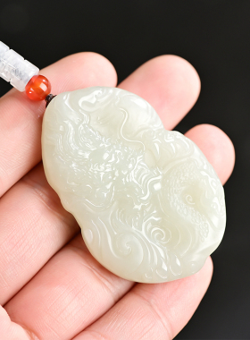 男女款和田玉生肖龙吊坠