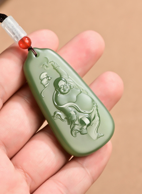 男女款和田玉大日如来吊坠