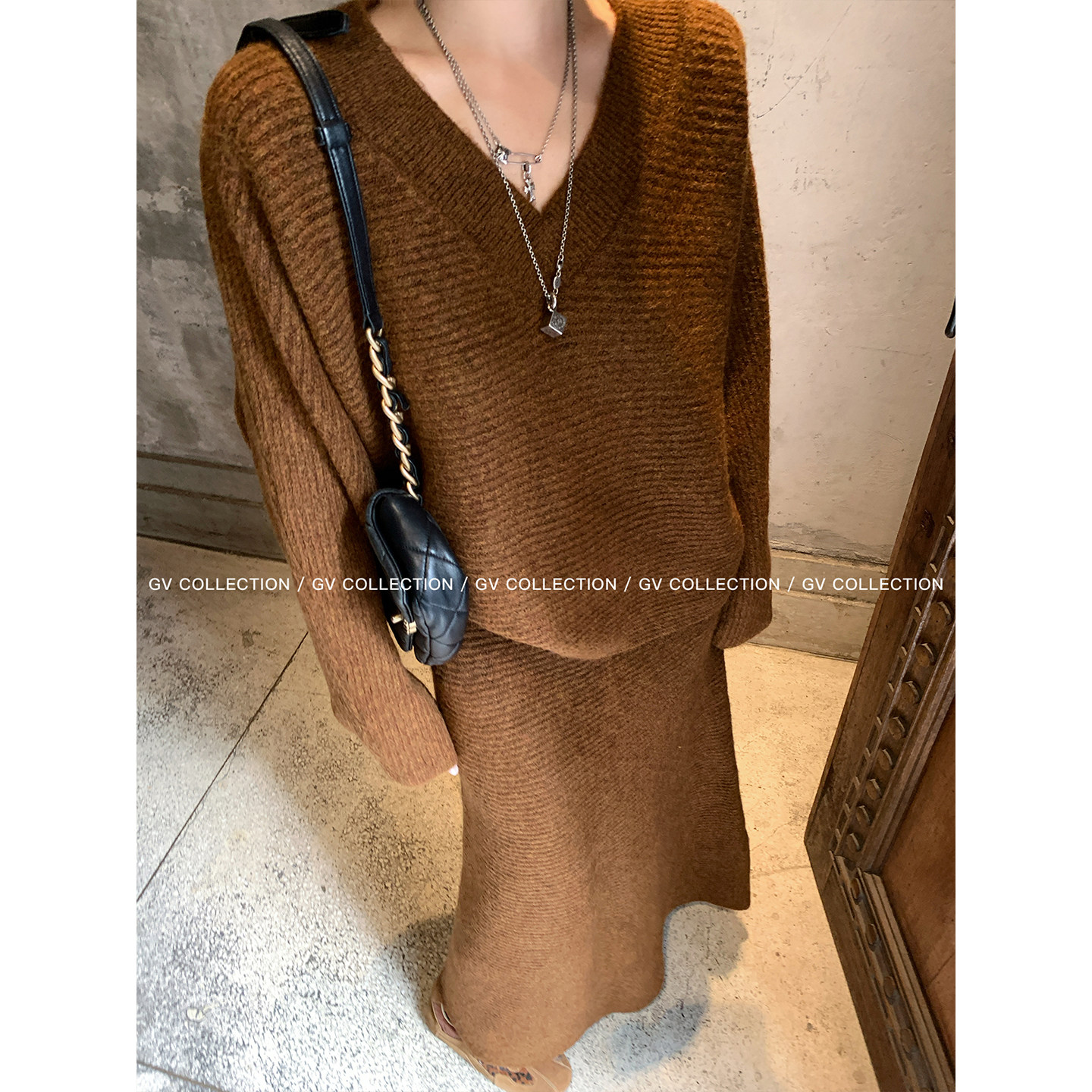 GV大白哥 松弛美学 v领针织松弛上衣半身裙套装秋冬新款设计感女,淘宝优惠券,粉丝福利购,淘宝优惠卷