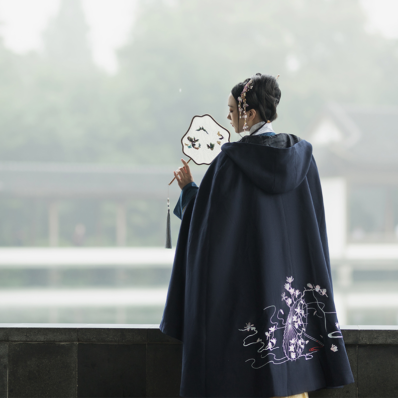 【烟雨兰香】笙弦纪原创自制汉服斗篷刺绣古风披风披肩长款秋冬女 - 图2