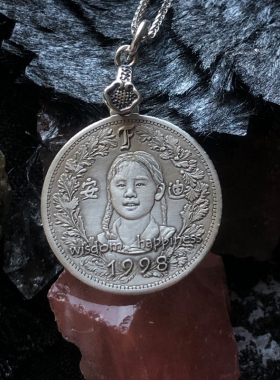 纯银银币人物浮雕项链定制纯银人物吊坠送朋友情侣父母生日礼物