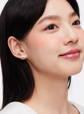 卡蒂罗满天星耳钉女生