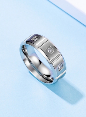 泰爱你时尚8MM金色镶钻戒指