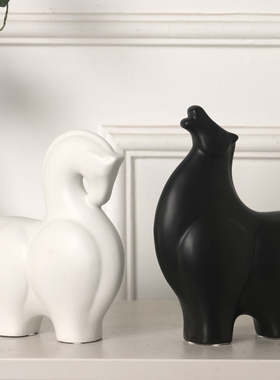 陶瓷北欧轻奢高级感客厅酒柜摆件