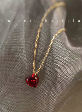 红色锆石心形吊坠锁骨链