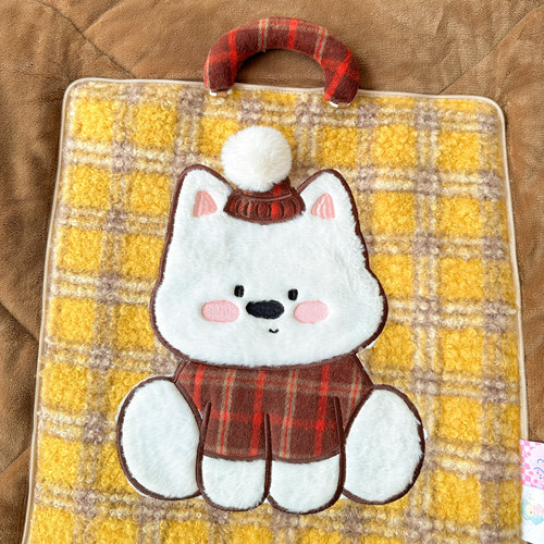 卡通抱枕被子两用加厚牛奶绒办公室午睡枕头被子二合一汽车可折叠 - 图1