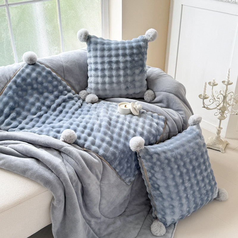 纯色仿兔绒抱枕被子两用加厚保暖车载靠垫毯二合一午睡枕头被新款,淘宝优惠券,粉丝福利购,淘宝优惠卷