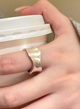 新款小清新哑光不规则凹面戒指轻奢冷淡小众重工宽面男女开口指环