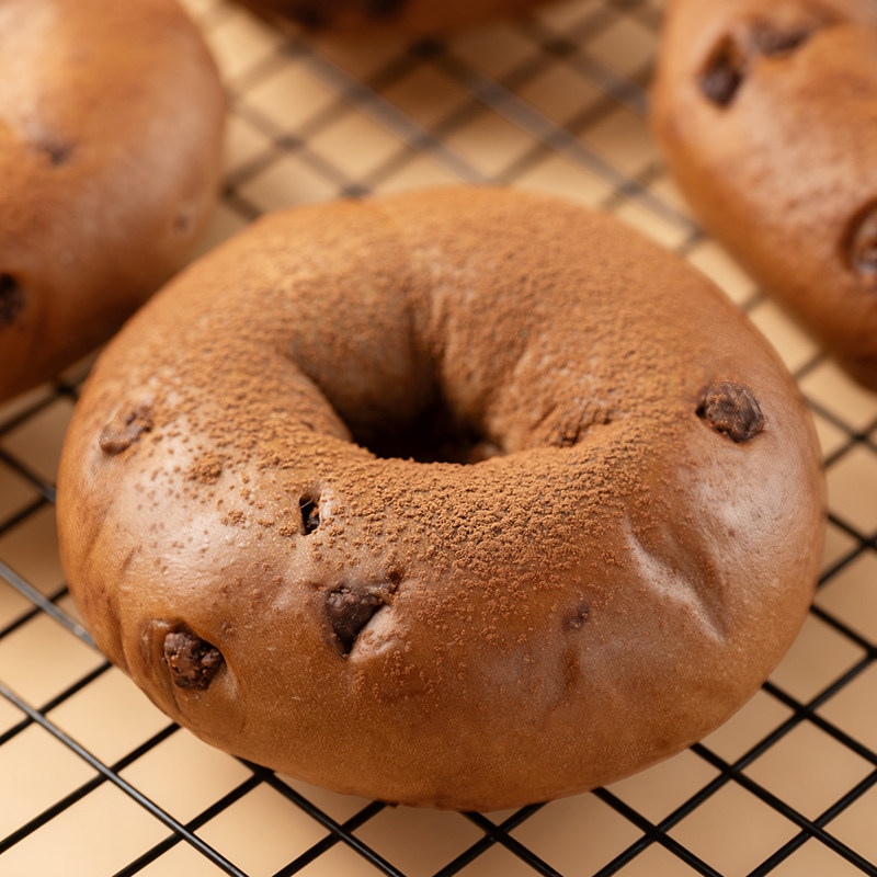 港荣纯脂黑巧贝果面包早餐代餐糕点下午茶速食饱腹点心健康零食品