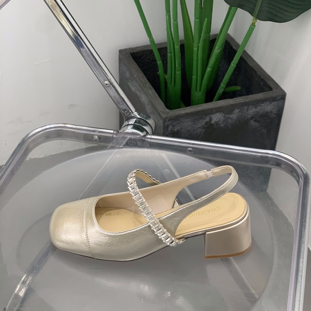 Summer temperament, thick and versatile women's shoes