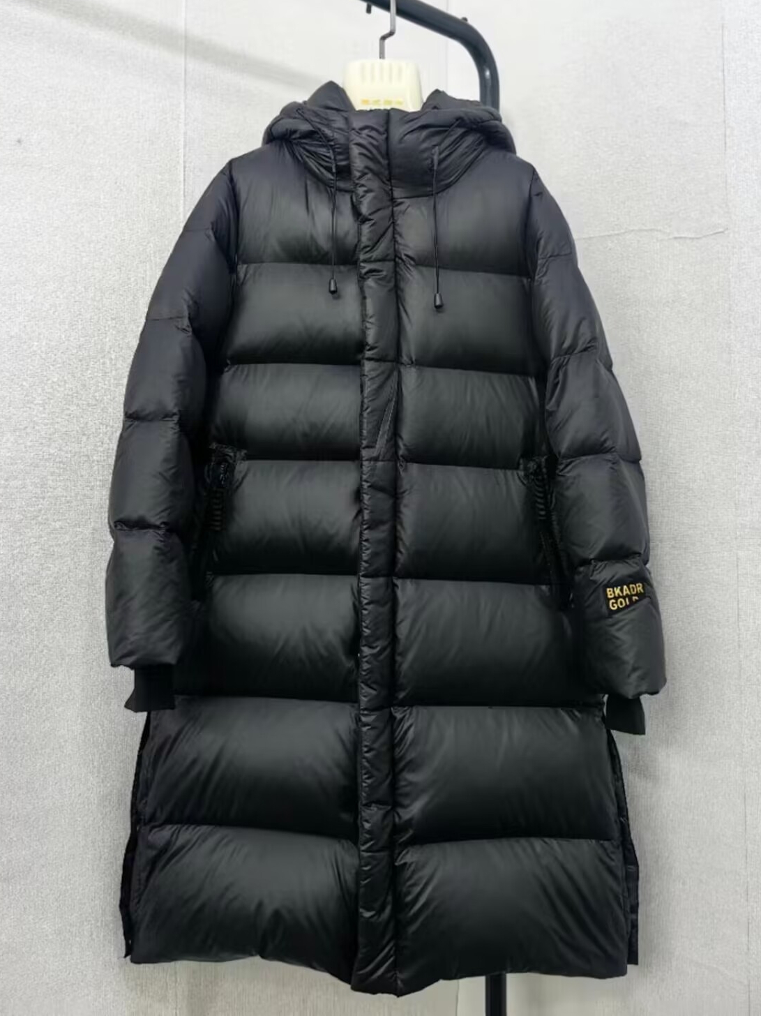 2024新款冬季黑金羽绒服男女外套长款情侣过膝白鸭绒时尚宽松加厚-图3