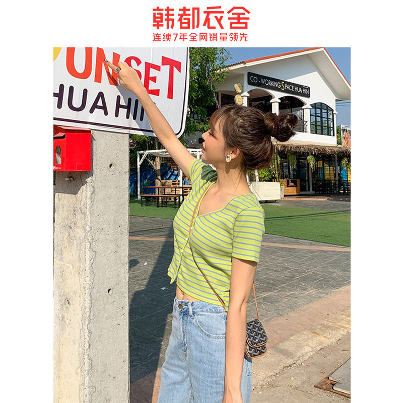  韩都衣舍秀衣莲T恤
