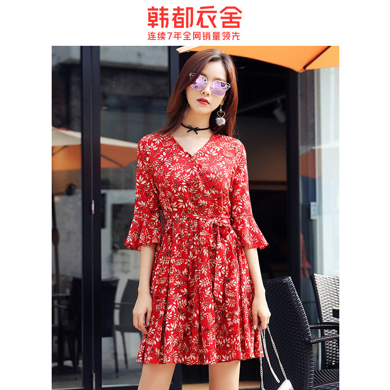  韩都衣舍秀衣莲连衣裙