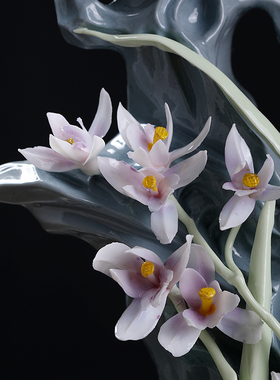 东方泥土《香远益清》陶瓷太湖石兰花摆件中式客厅酒柜博古架装饰