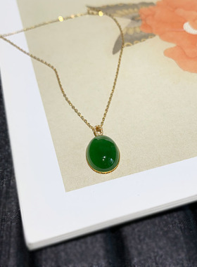 18k金天然和田碧玉椭圆蛋面吊坠