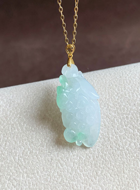 18k金天然翡翠A货冰种莲蓬吊坠