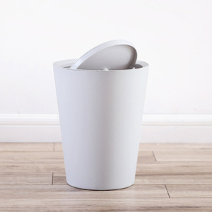 家用客厅带盖垃圾桶