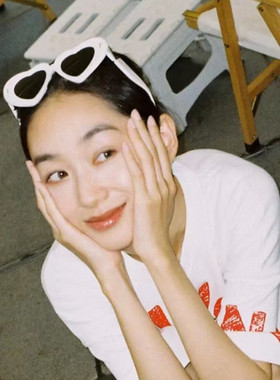 太阳镜心形糖果色新款海边墨镜女防紫外线高级感gm夏黑色眼镜时尚