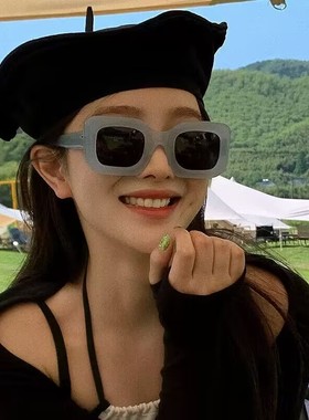 新款凹造型时尚粗腿大方框浅蓝色墨镜女夏季出游欧美风太阳眼镜潮