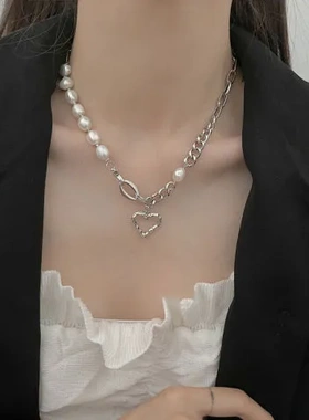 项链气质闺蜜潮珍珠锁骨链轻奢酷辣妹爱心女YH生日礼物不掉色ins