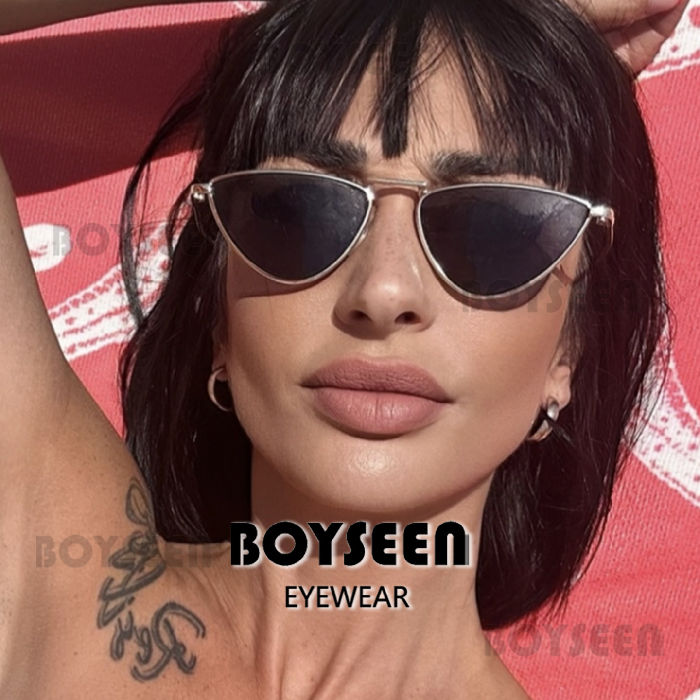 European and American trendy new triangle sunglasses, fashionable metal frame sunglasses, travel street photography, concave shape glasses, sun protection