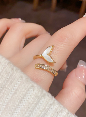 轻奢小众设计感贝母鱼尾开口戒女气质时尚简约百搭食指戒配饰