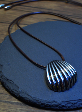 秋冬大吊坠毛衣链可调节长短皮绳项链长款极简百搭衣服挂链配饰女