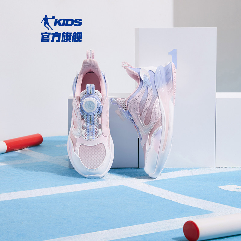  乔丹童装运动鞋