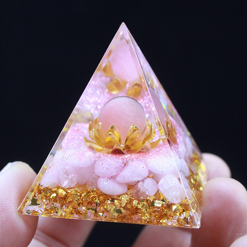 跨境爆款粉猫眼球粉水晶金字塔家居树脂滴胶手工艺品办公桌面摆件,淘宝优惠券,粉丝福利购,淘宝优惠卷