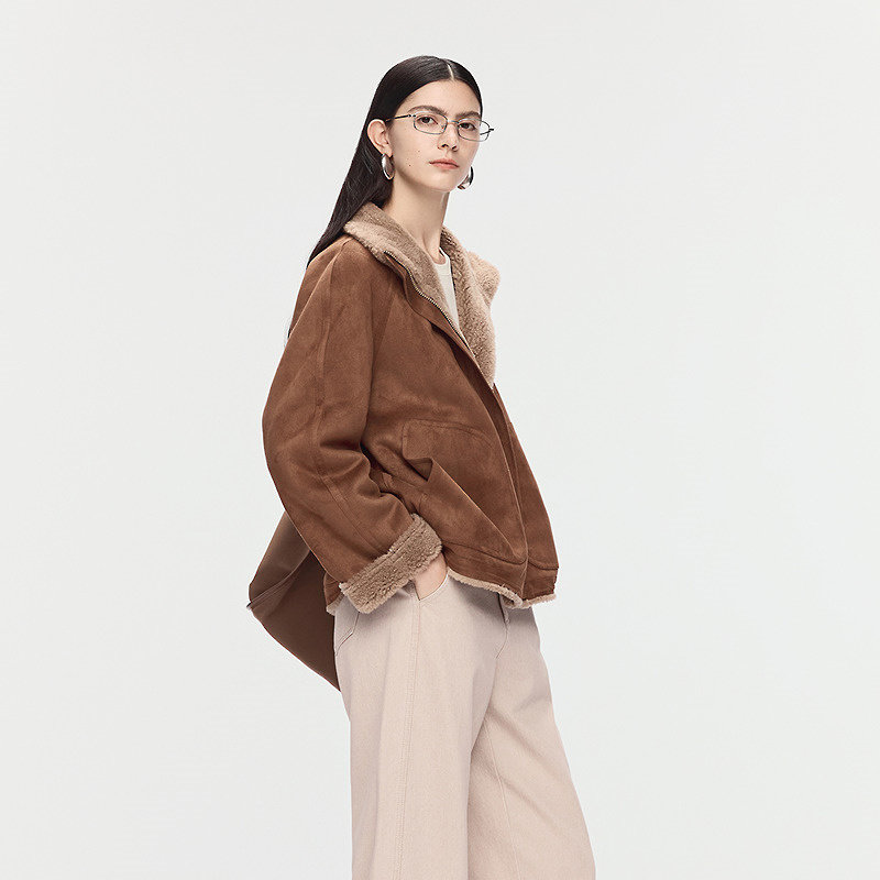 【双面穿外套】AUM噢姆2025年冬季新款卡其色短款羊毛绒感外套女,淘宝优惠券,粉丝福利购,淘宝优惠卷
