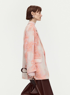 【灵感搭配】AUM噢姆2026年春季新款自然纹理圆润弧线粉玛瑙戒指