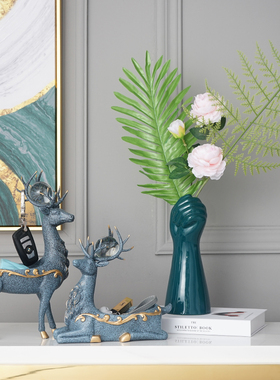 摆设轻奢现代客厅电视柜入门摆件