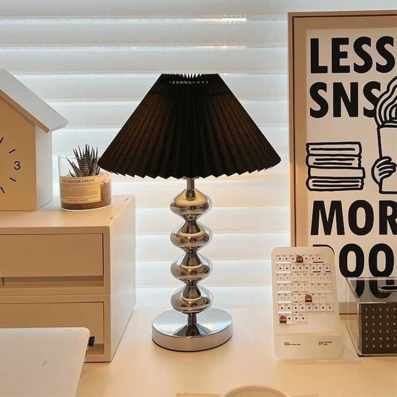 ins北欧百褶氛围卧室床头高级感现代简约送礼装饰小夜灯中古台灯