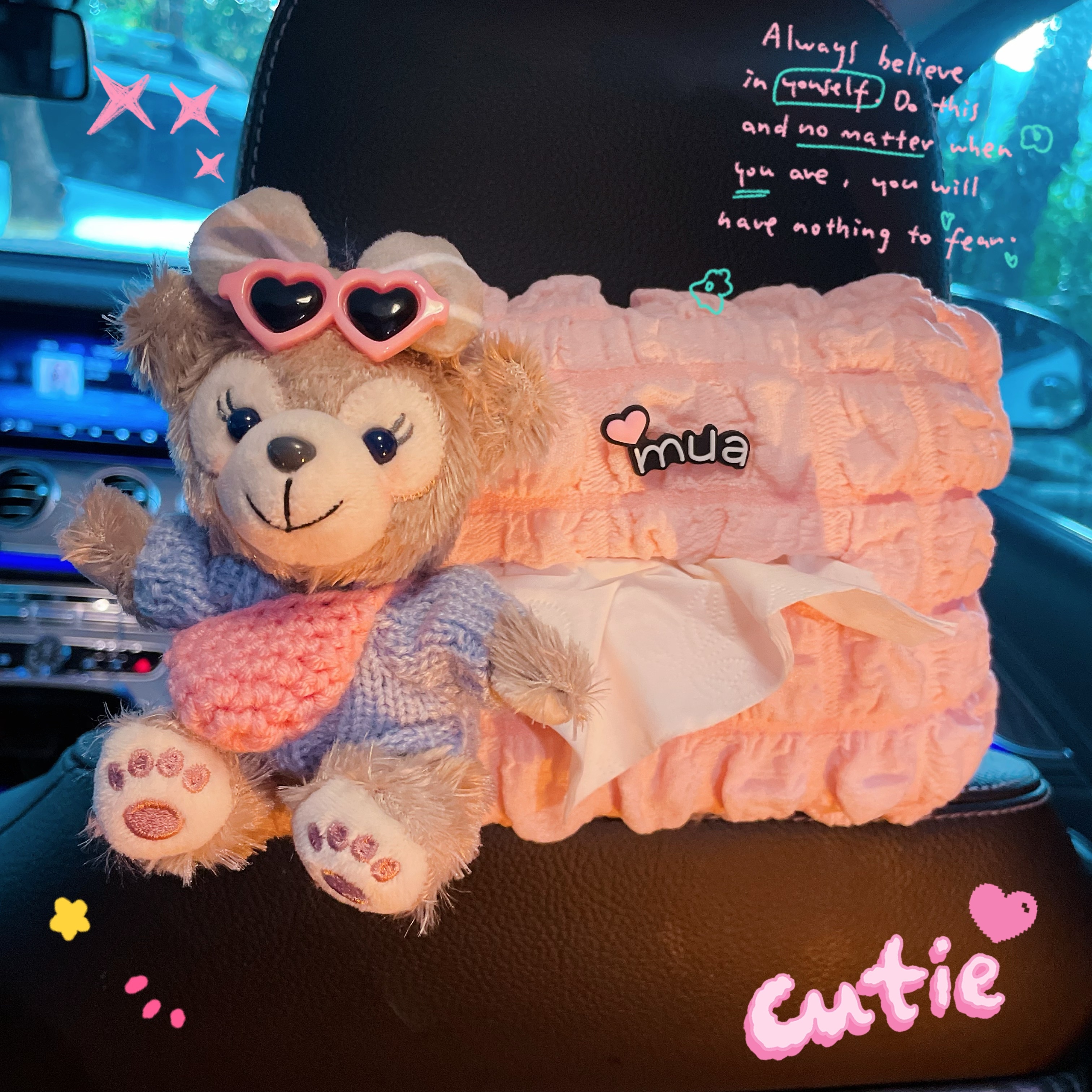 车载纸巾盒挂式可爱汽车内副驾驶纸抽盒高颜值女神车用品装饰玩偶 - 图3