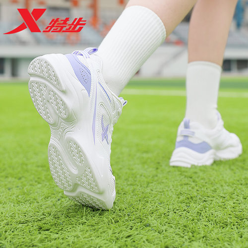 特步女鞋运动鞋女士春季新款官方旗舰正品老爹鞋轻便网面跑步鞋女 - 图2