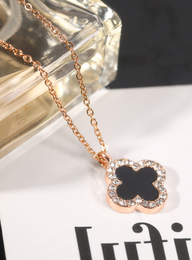 四叶草项链女太钢颈链不掉色