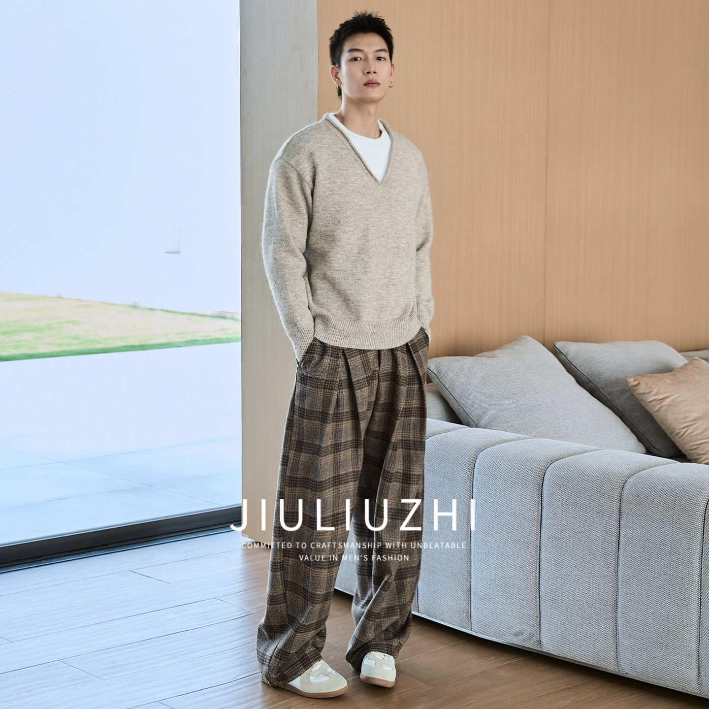 九六致秋季日系假两件V领撞色慵懒风宽松毛衣高级感针羊毛衫男款