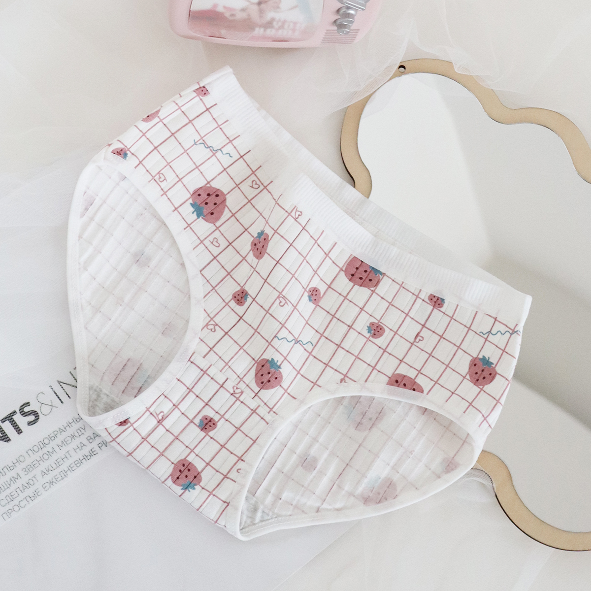 5条装日系中腰可爱女式纯棉内裤甜美草莓熊全棉裆透气少女三角裤 - 图1