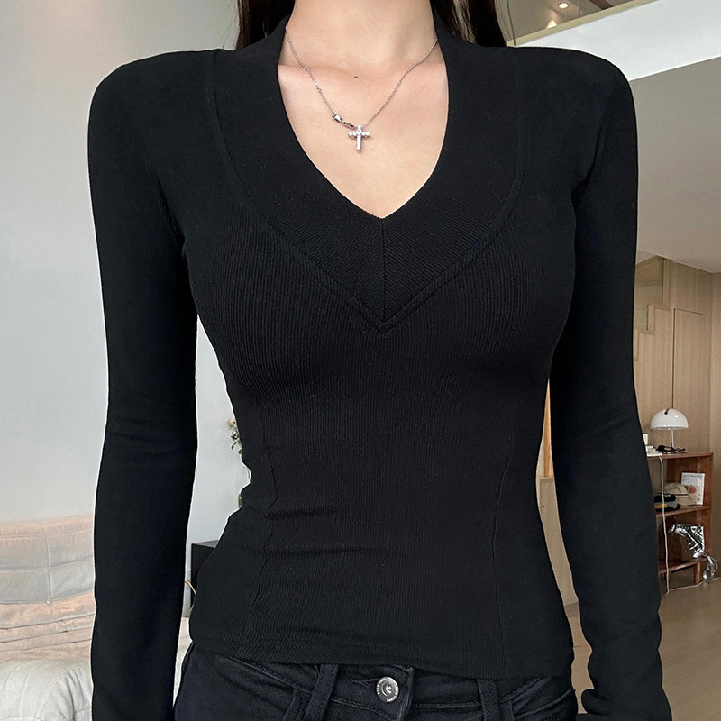 纯欲鱼骨V领打底衫女秋冬修身显瘦慕斯绒内搭保暖低领喇叭袖上衣,淘宝优惠券,粉丝福利购,淘宝优惠卷