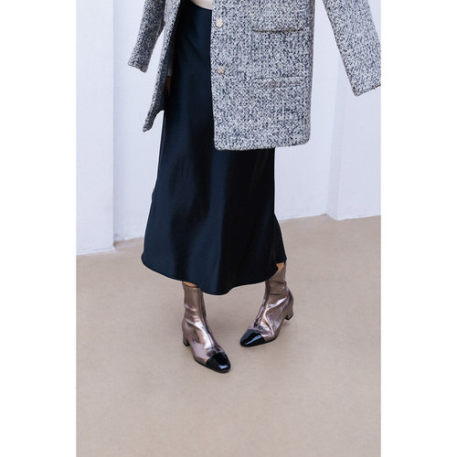 IORE理想矿石设计师原创 经典百搭极简贴腿显瘦皱牛油皮中跟短靴 - 图1