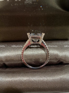 现货 香港专柜 carat london 6.75克拉 祖母绿切割 K白金人造钻石