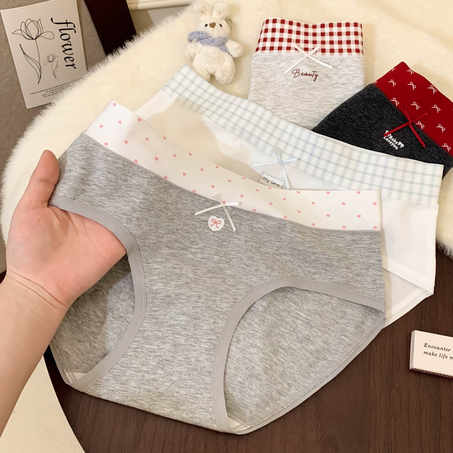 浅棉星点~高颜值女生内裤女无痕透气纯棉女士三角裤舒适不夹屁屁,淘宝优惠券,粉丝福利购,淘宝优惠卷