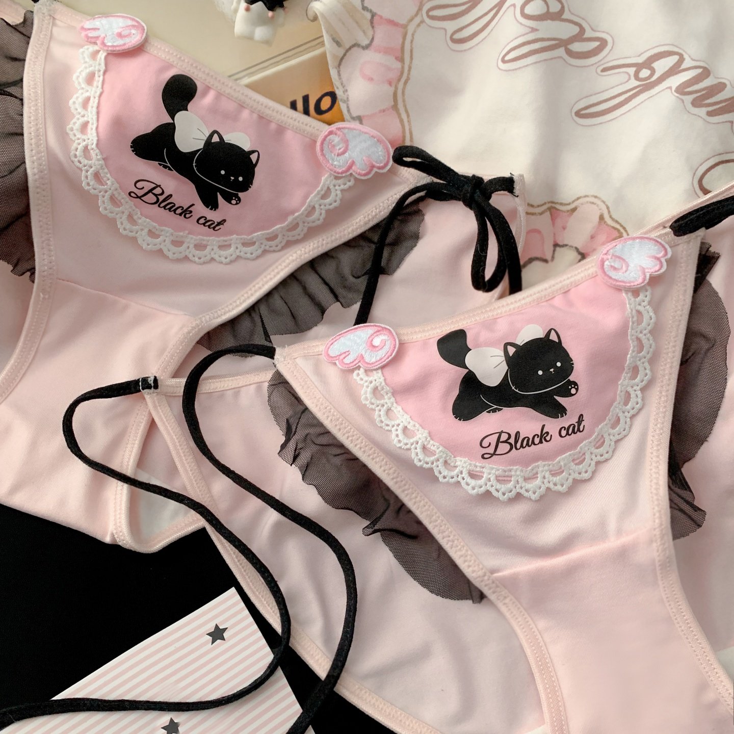 小甜崽 天使小猫咪系带小心机甜美可爱内裤女生高开叉女士三角裤,淘宝优惠券,粉丝福利购,淘宝优惠卷