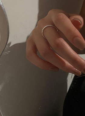 纯银波光粼粼时尚素圈开口戒指