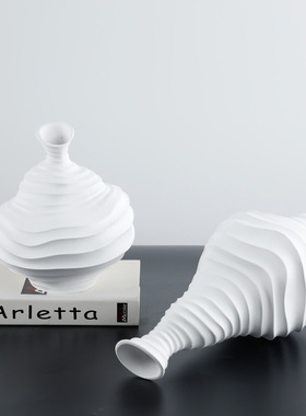 白色树脂创意客厅花艺电视柜摆件