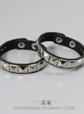 朋克风铆钉手环暗黑手镯装饰手链
