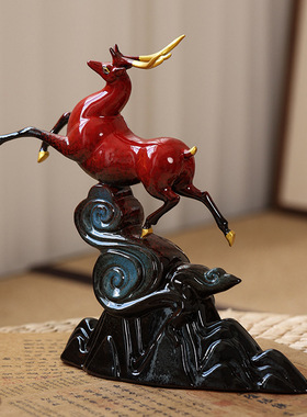 平步青云陶瓷鹿摆件富贵红