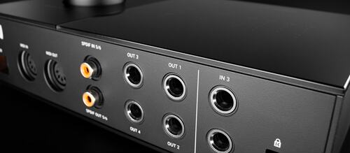 包邮NI KOMPLETE AUDIO 6MKII USB 6进6出音频接口DJ混音录音声卡 - 图3