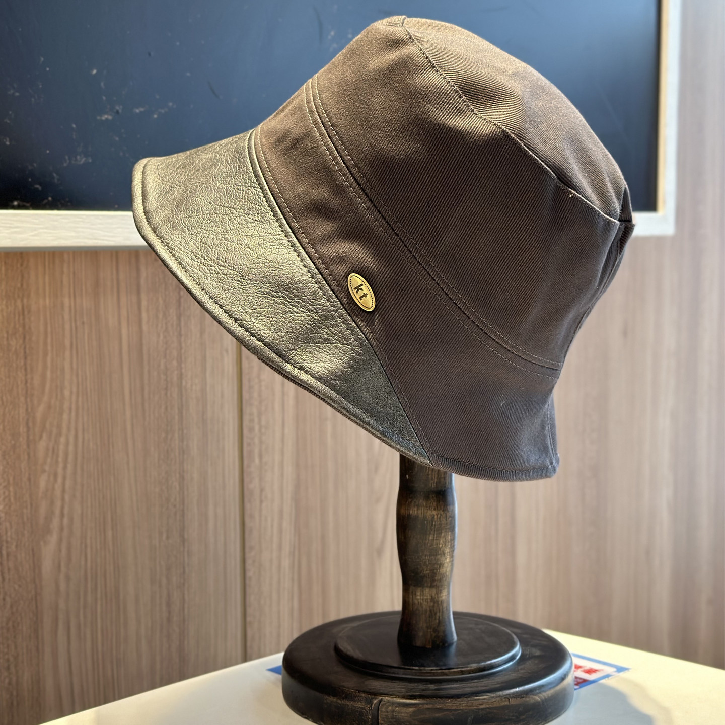 2026新款PU皮质拼接渔夫帽子女可折叠遮阳水桶帽显脸小百搭盆帽,淘宝优惠券,粉丝福利购,淘宝优惠卷