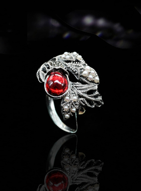 英式古典银镶嵌珍珠莫桑比克S925